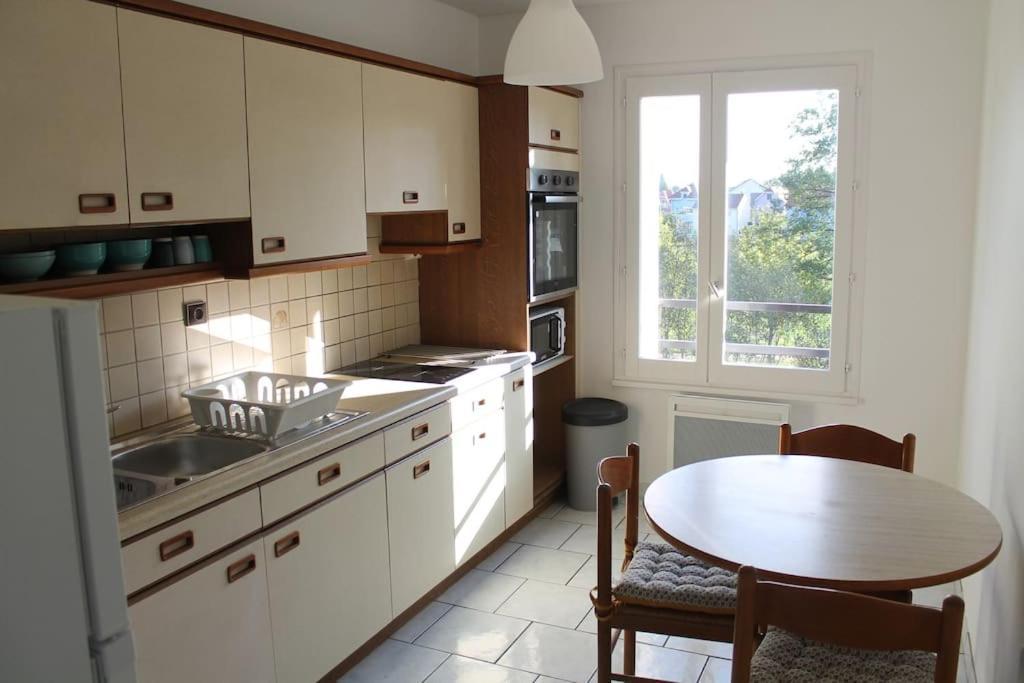 Les Tilleuls - Appartement De Charme Avec Balcon Belfort Exterior foto